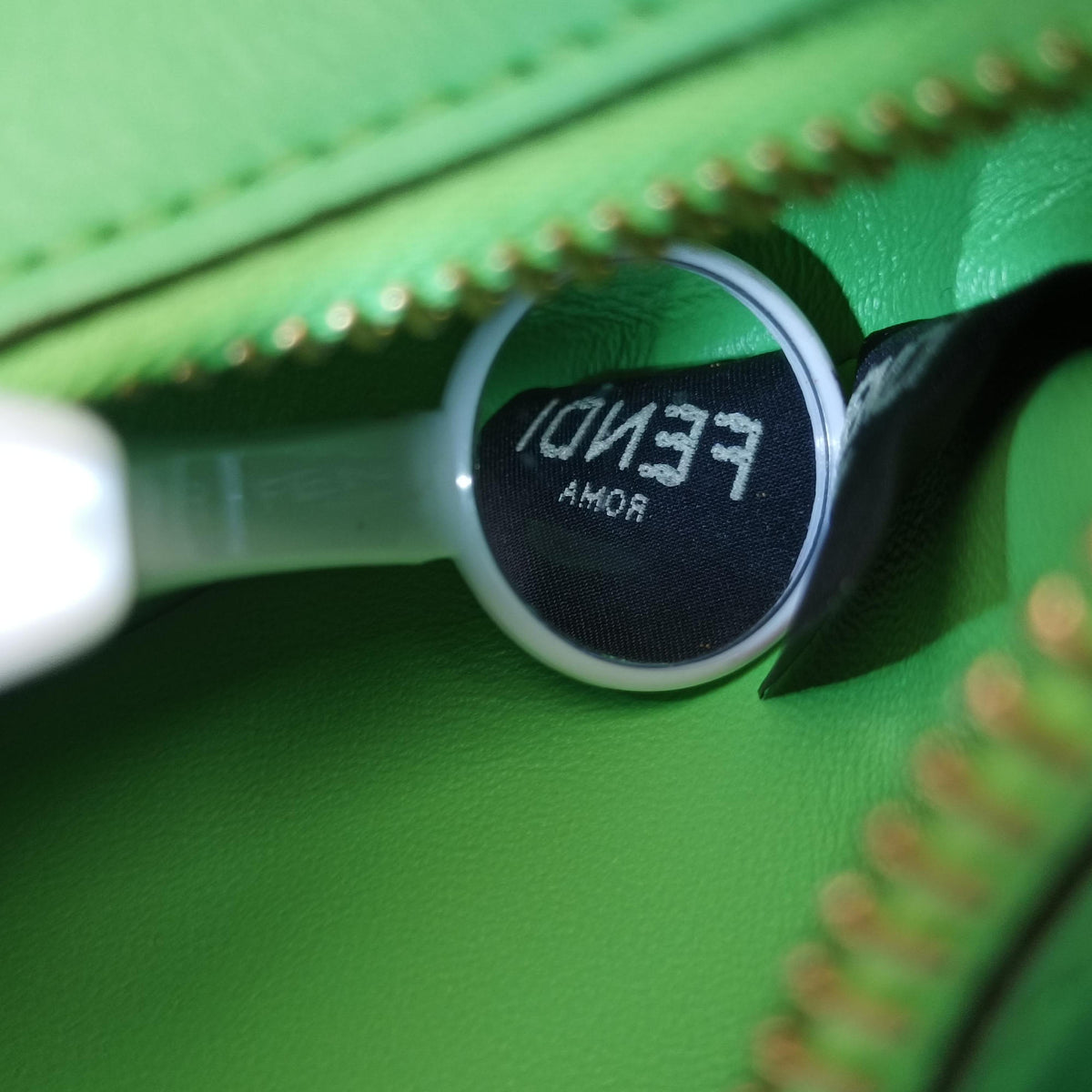 Nano Fendigraphy Green Leather 7AS089 7AS089 AKKT 238.0189ナノ フェンディグラフィー グリーン レザー 7AS089 7AS089 AKKT 238.0189
