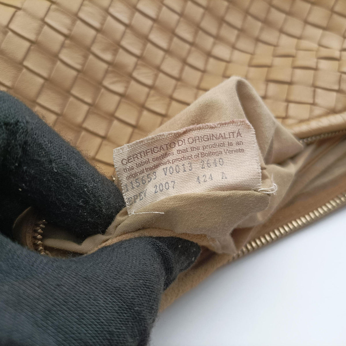 Intrecciato Beige lambskin 115653 V0013 2640 EPEV  2007 424 Aイントレチャート ベージュ ラムスキン 115653 V0013 2640 EPEV  2007 424 A