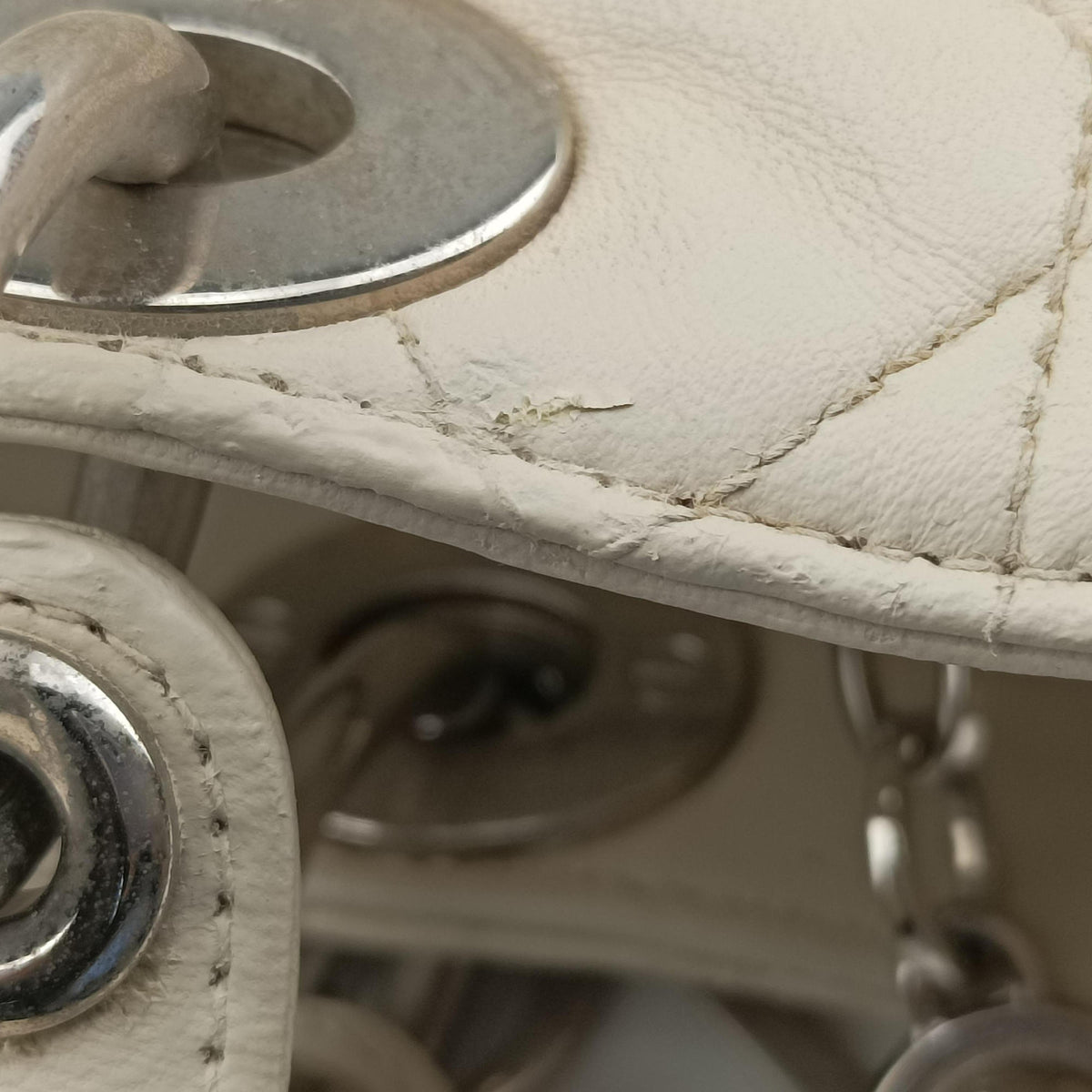Lady Dior Beige lambskin 09-MA-0096レディディオール ベージュ ラムスキン 09-MA-0096