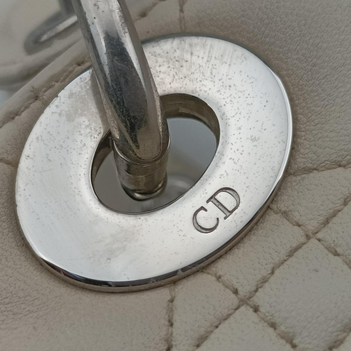 Lady Dior Beige lambskin 09-MA-0096レディディオール ベージュ ラムスキン 09-MA-0096