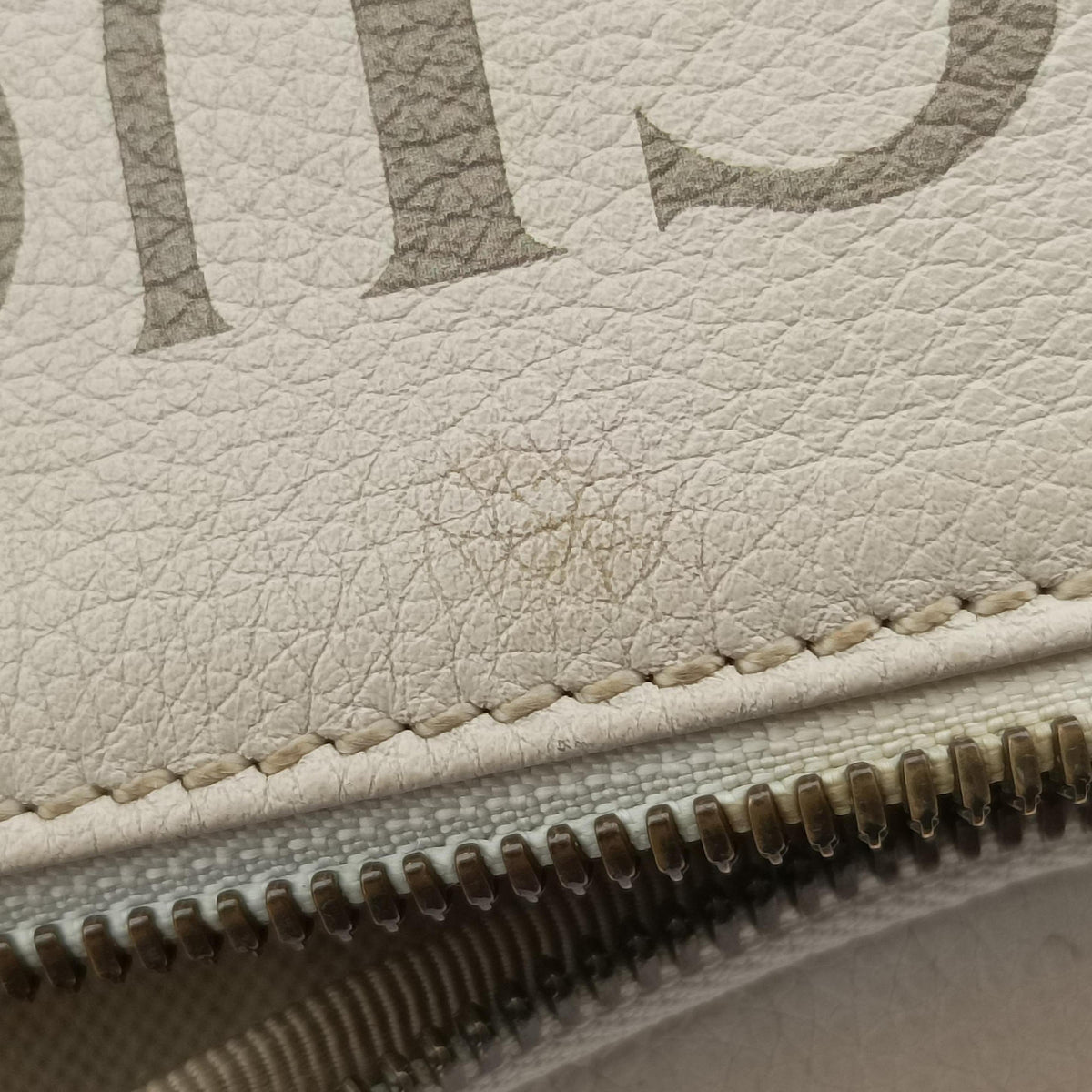 Print White Leather 527792 H027869056グッチプリント ホワイト レザー 527792 H027869056