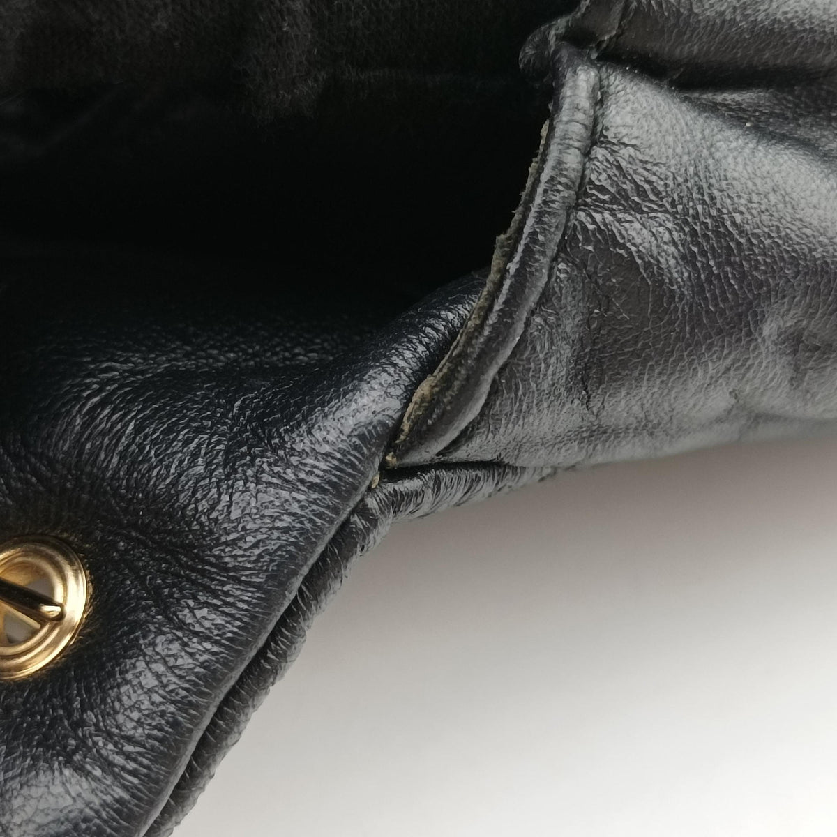 Vara Quilted Black Leather KM-22 C150ヴァラ キルテッド ブラック レザー KM-22 C150