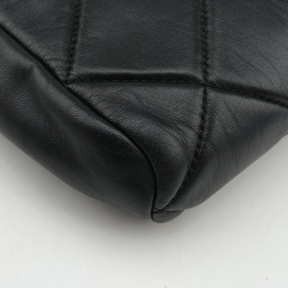 Vara Quilted Black Leather KM-22 C150ヴァラ キルテッド ブラック レザー KM-22 C150
