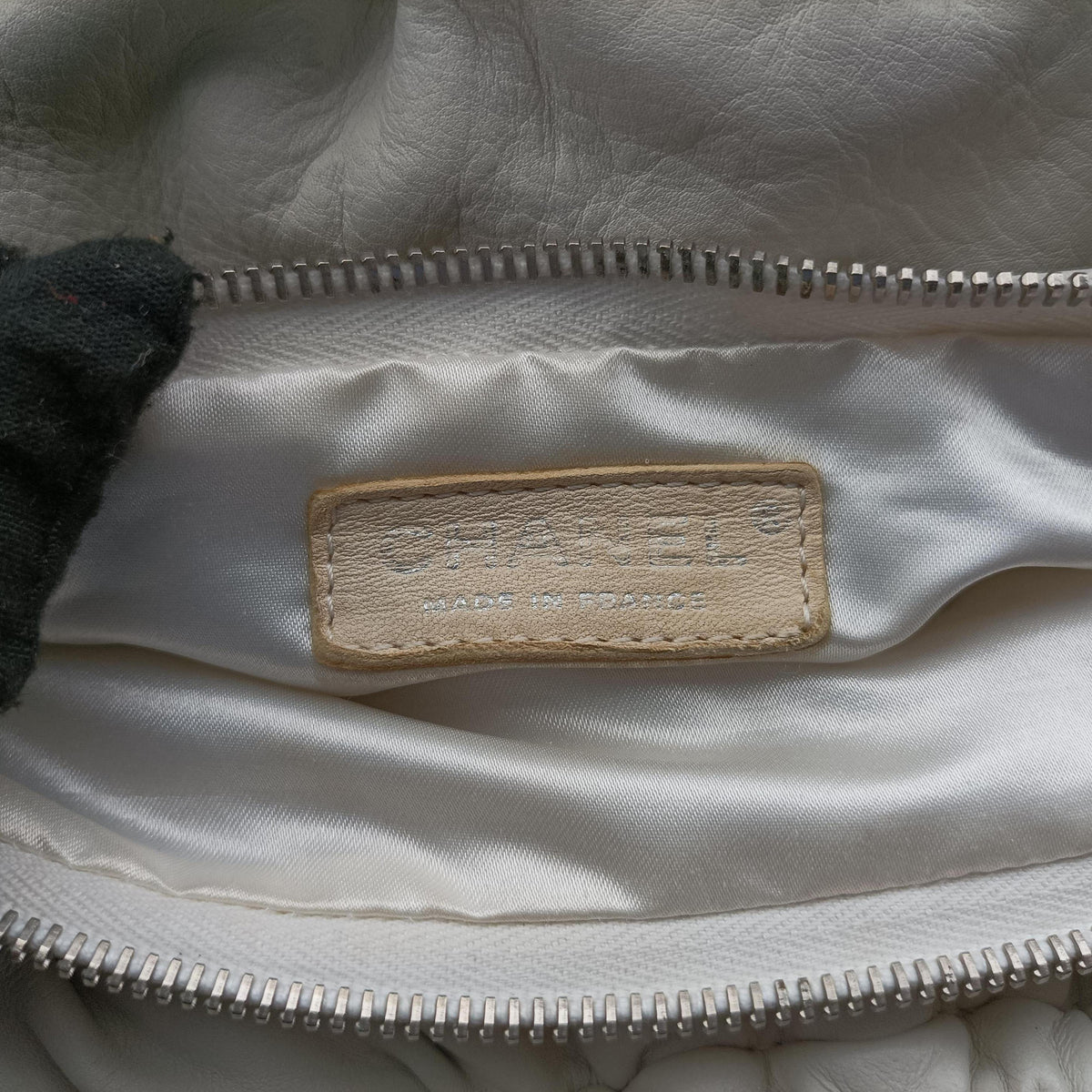 Perforated Chain White Leather A34884 11377089パーフォレイテッド チェーン ホワイト レザー A34884 11377089