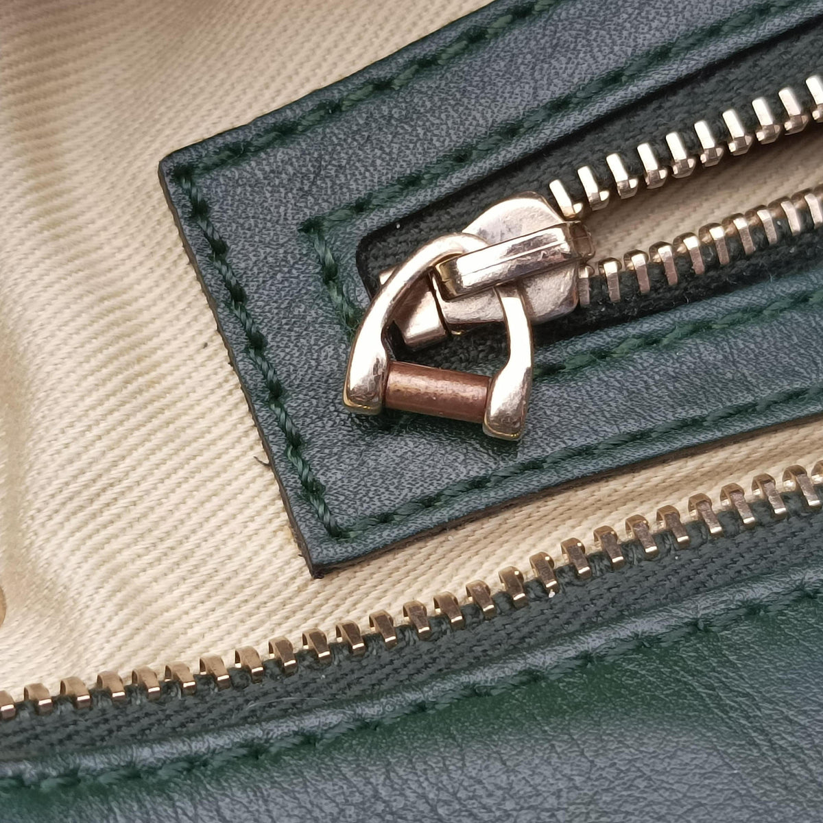 Rockstud Green Leather BGH54CBOL1ロックスタッズ グリーン レザー BGH54CBOL1