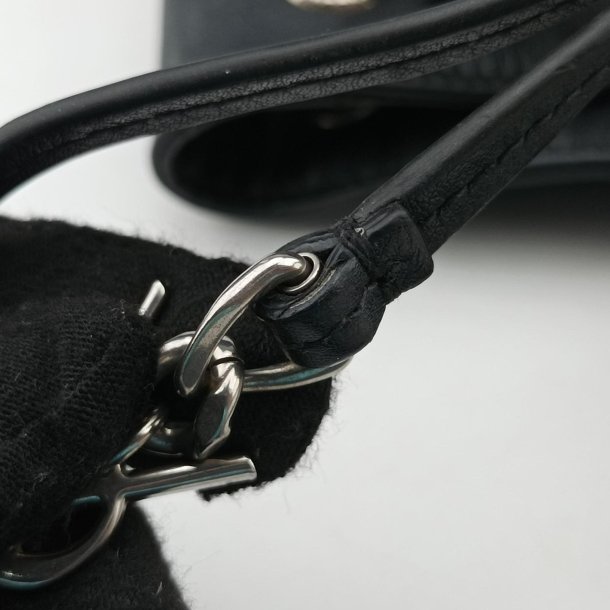 Y Studded Bucket Black Leather 454072 VLR454072.1116Y スタッズバケツ ブラック レザー 454072 VLR454072.1116