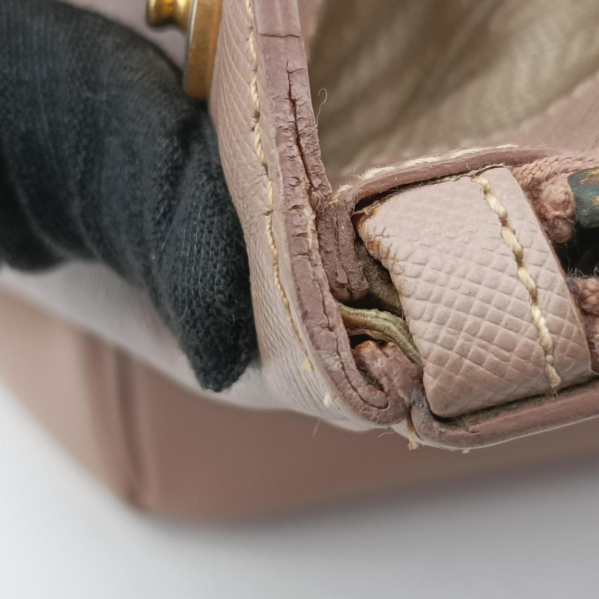 Galleria Pink SAFFIANO Leather BN2274 64ガレリア ピンク サフィアーノレザー BN2274 64
