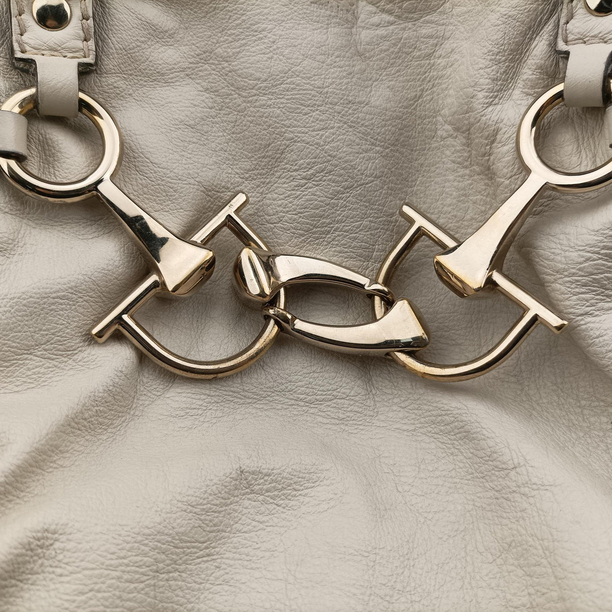 Horsebit Nail White Leather 189890 A2081946ホースビット ホワイト レザー 189890 A2081946