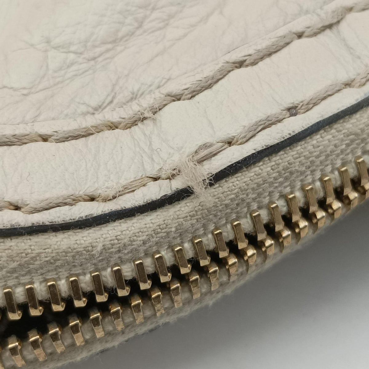 Horsebit Nail White Leather 189890 A2081946ホースビット ホワイト レザー 189890 A2081946