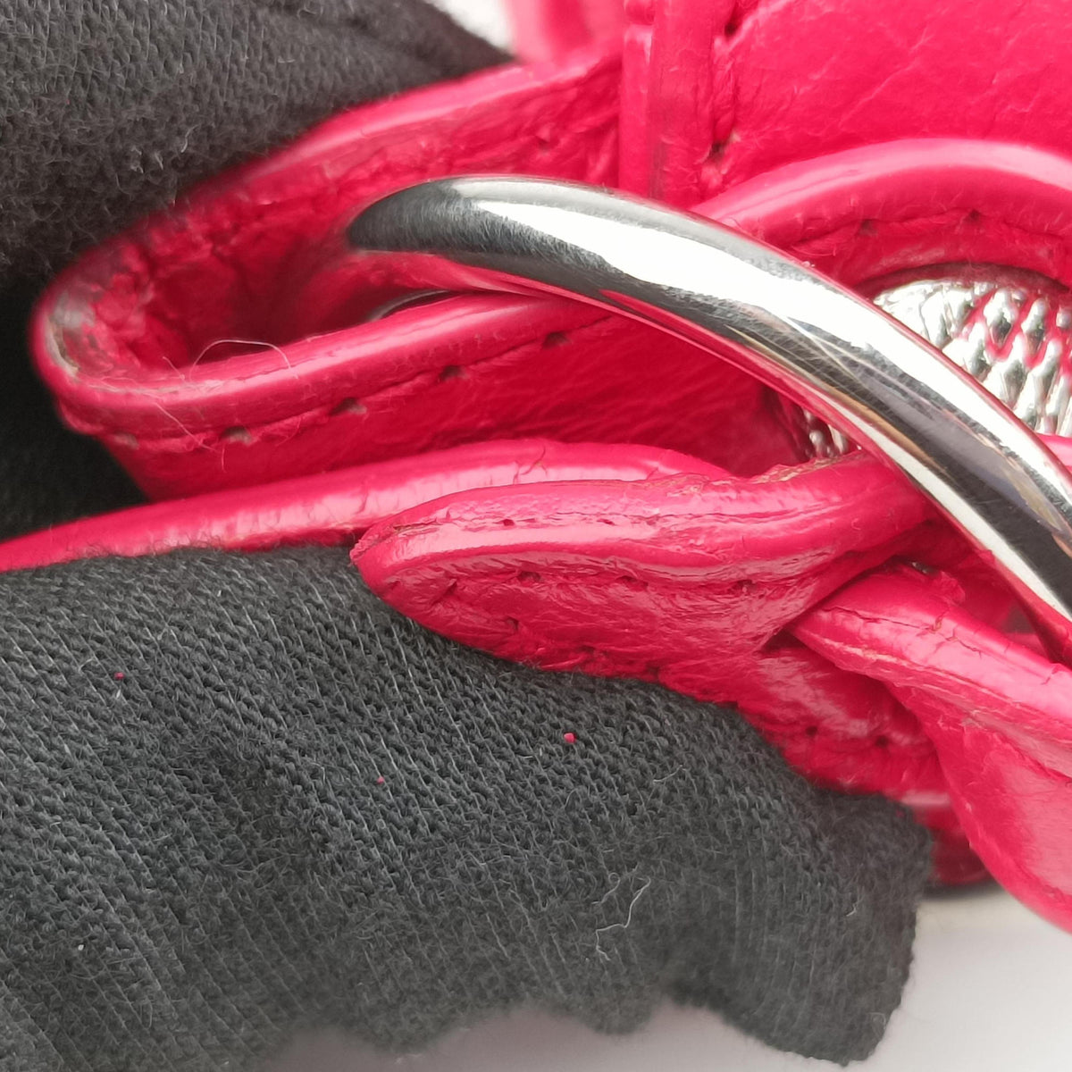 The Giant Hip Red lambskin 237203.5740 K.002123ジャイアントヒップ レッド ラムスキン 237203.5740 K.002123