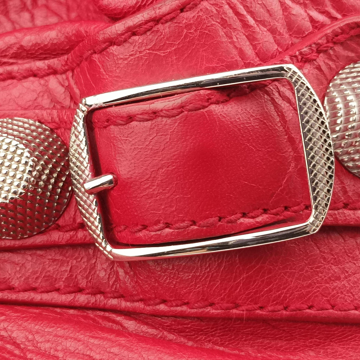 Pompon Red Leather 497717 203069ポンポン レッド レザー 497717 203069