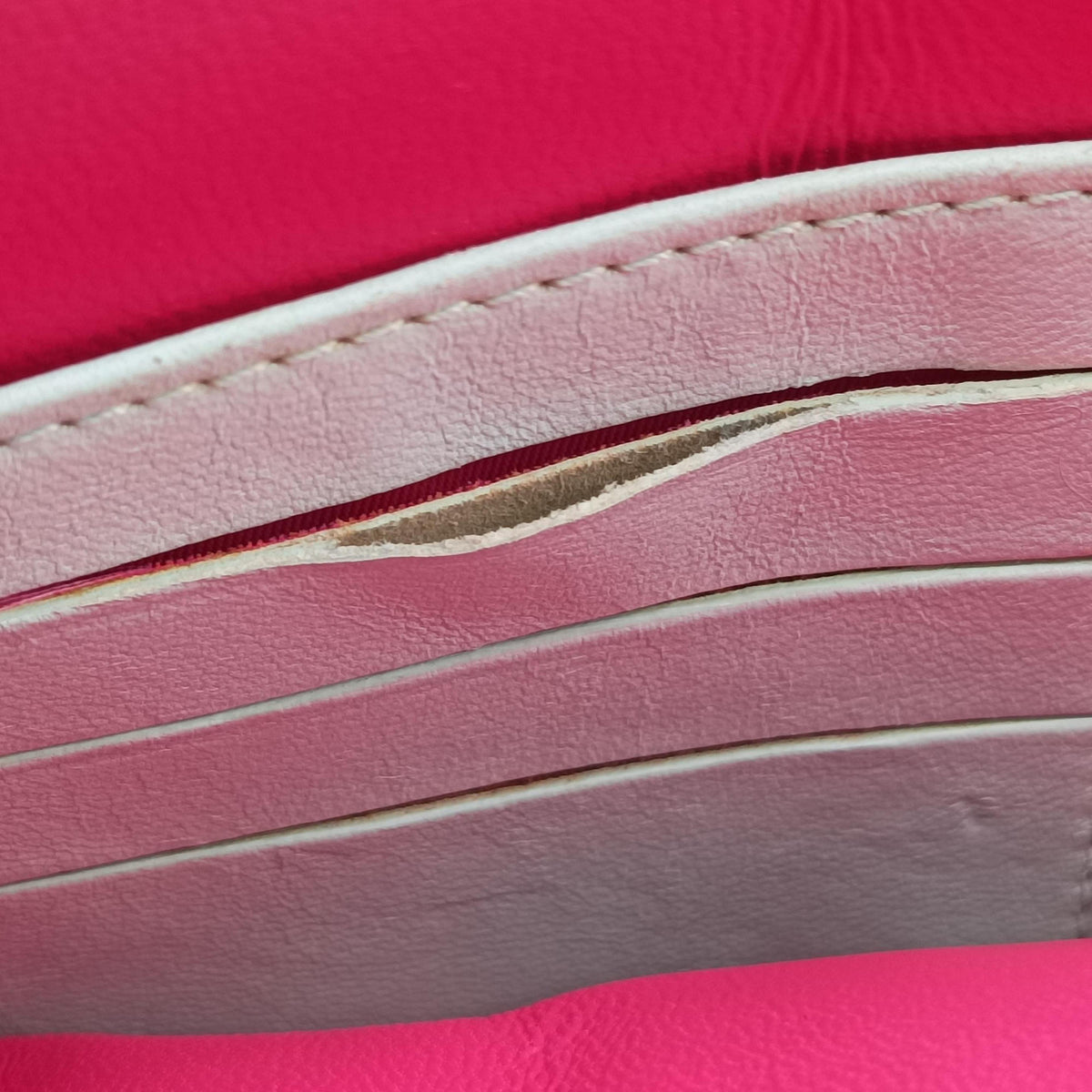 Miss Dior CANNAGE New Lock Rose lambskin 12-MA-1103ミス ディオール カナージュ ニューロック ローズ レッド ラムスキン 12-MA-1103