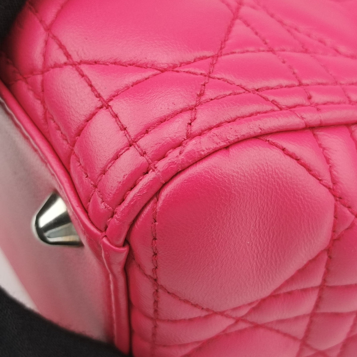 Lady Dior Rose lambskin 18-MA-1103レディディオール ローズ レッド ラムスキン 18-MA-1103