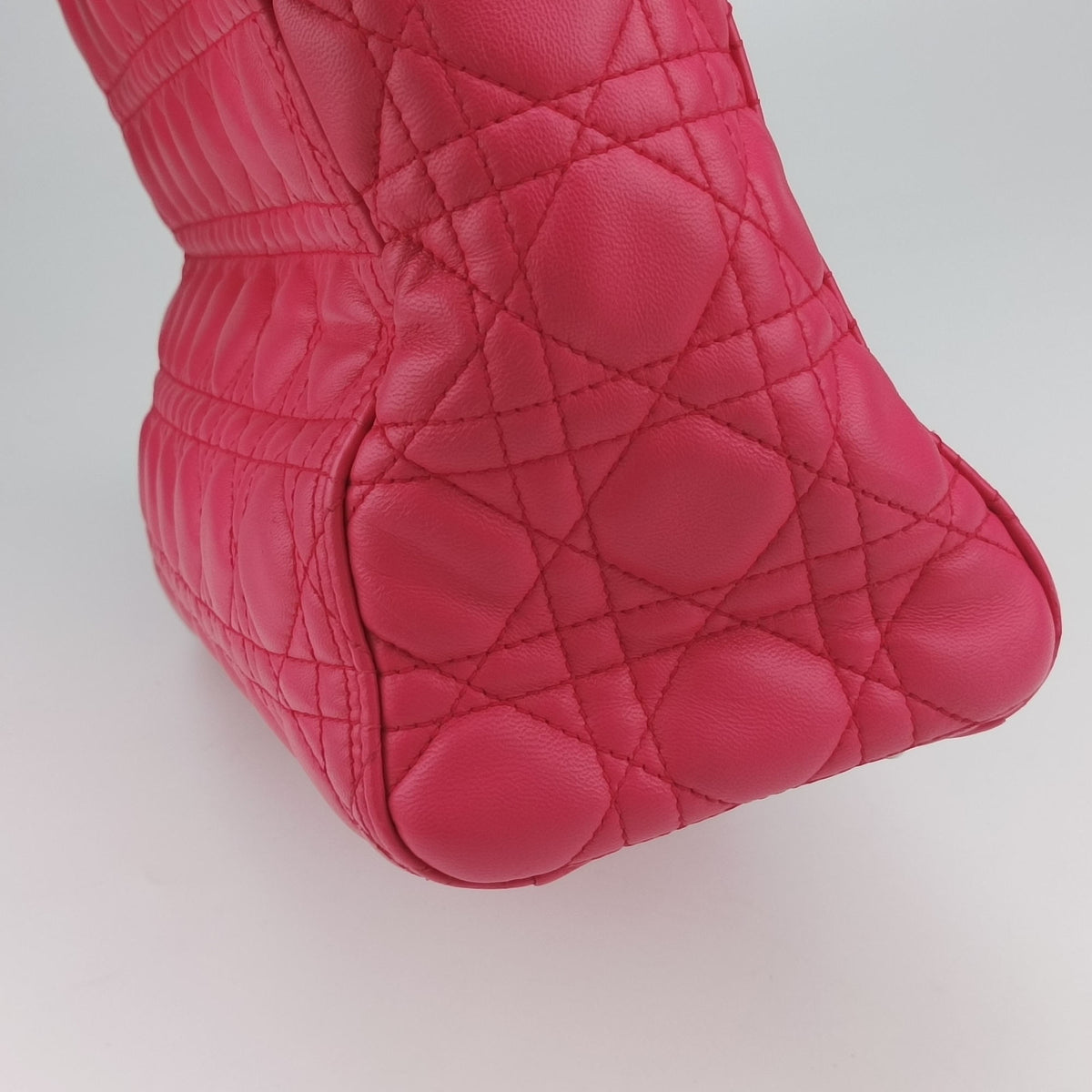 Lady Dior Rose lambskin 18-MA-1103レディディオール ローズ レッド ラムスキン 18-MA-1103