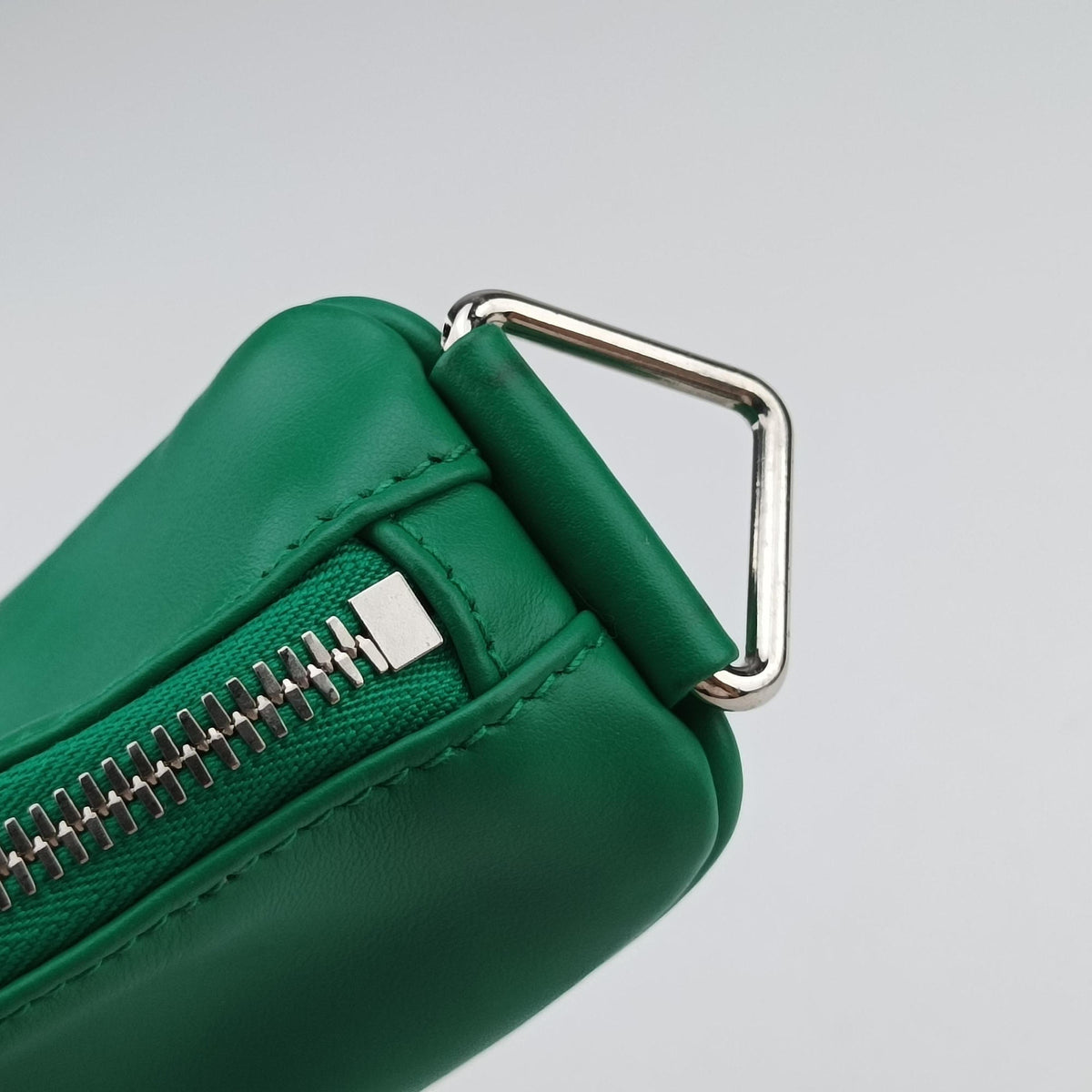 TriangleGreenLeather280トライアングルグリーンレザー280