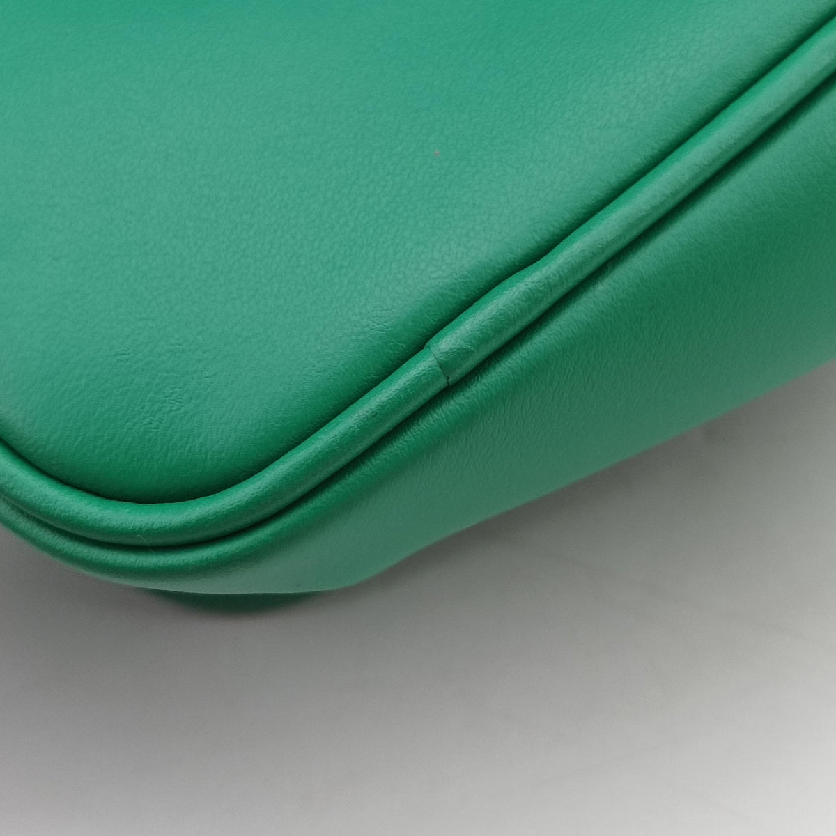 TriangleGreenLeather280トライアングルグリーンレザー280