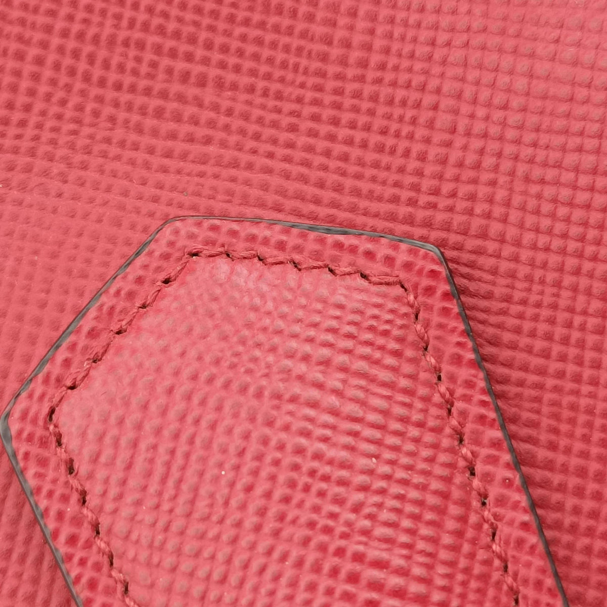 Double Cuir Red SAFFIANO Leather B2756T 25ダブル キュイール レッド サフィアーノレザー B2756T 25