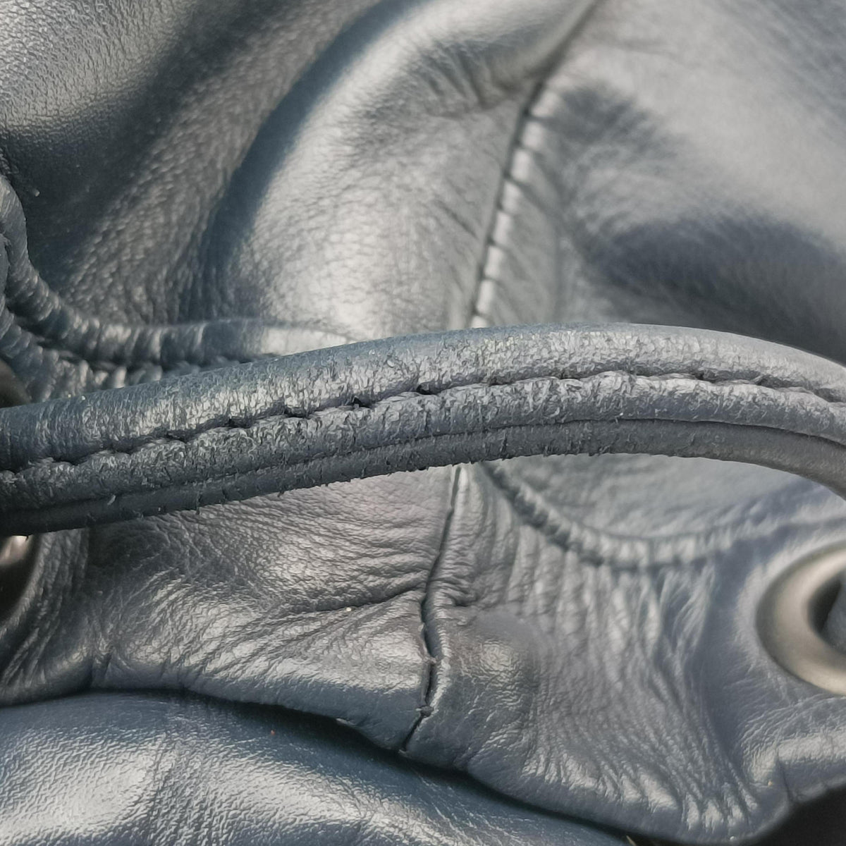 Intrecciato Navy Lambskin B03960207Bイントレチャート ネイビー ラムスキン B03960207B