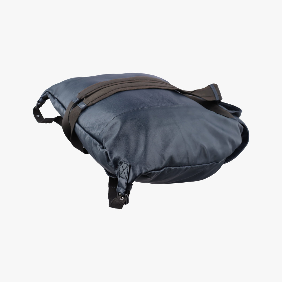 Intrecciato Navy Lambskin B03960207Bイントレチャート ネイビー ラムスキン B03960207B