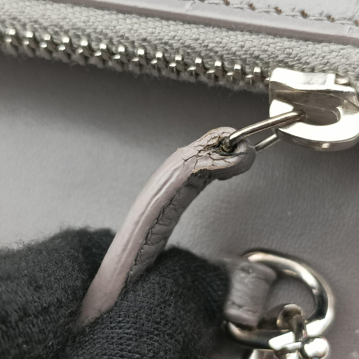 KATE Grey Leather 452159 INN452159.0217ケイト グレー レザー 452159 INN452159.0217