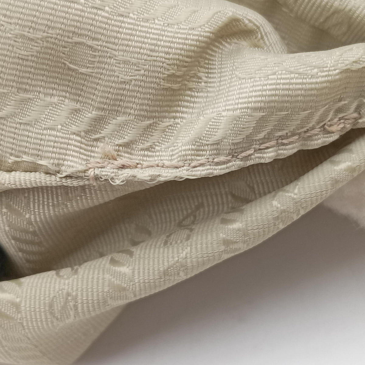 Re-Edition 2000 Beige Sheep Fur 1NE515 31/A3リエディション 2000 ベージュ シープファー 1NE515 31/A3