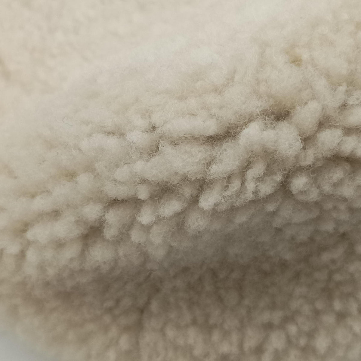 Re-Edition 2000 Beige Sheep Fur 1NE515 31/A3リエディション 2000 ベージュ シープファー 1NE515 31/A3