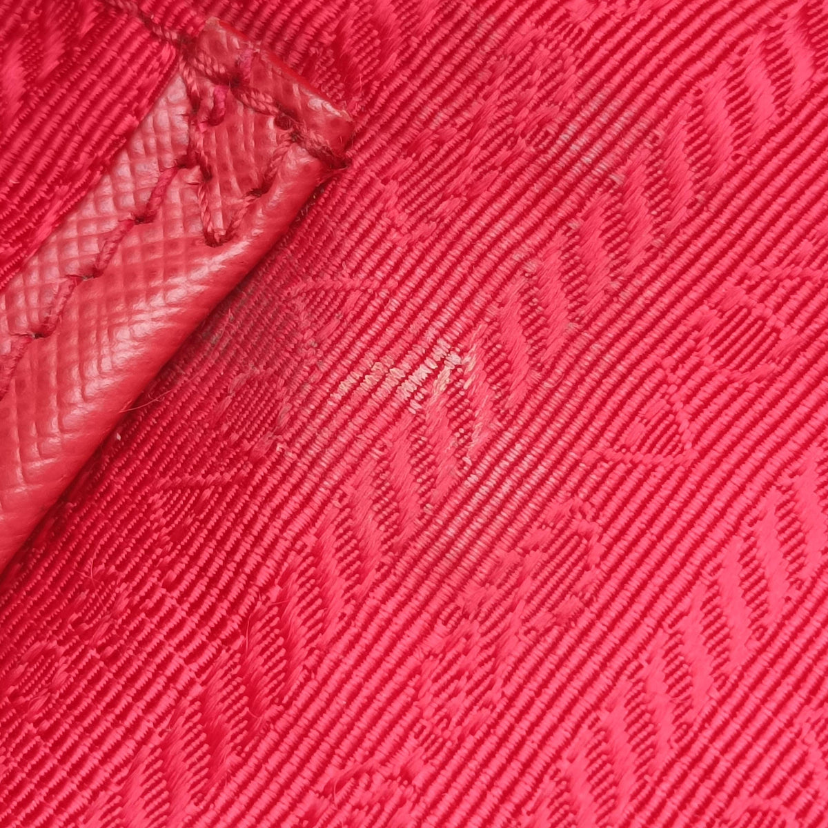 Galleria Red SAFFIANO Leather BN1844 7 8ガレリア レッド サフィアーノレザー BN1844 7 8