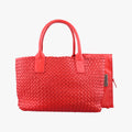 Cabat intrecciato Red lambskin 141498 V9131 6500カバッティントレッチャート レッド ラムスキン 141498 V9131 6500