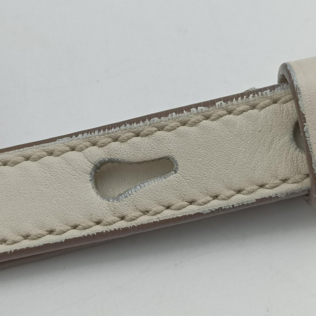 KAIA White Leather 634818 GLT634818.0421カイア ホワイト レザー 634818 GLT634818.0421