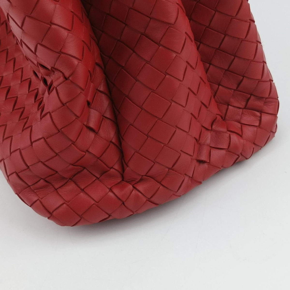 Roma Intrecciato Red lambskin B07424966Uローマ イントレチャート レッド ラムスキン B07424966U