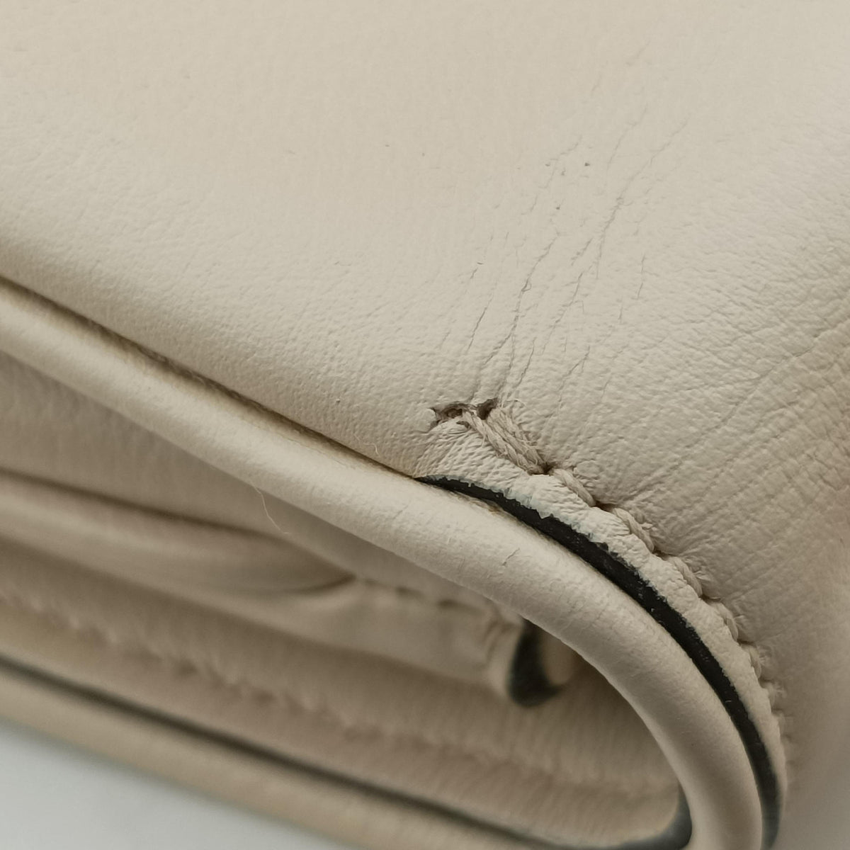 Blondie mini White Leather 698643 H0383889352ブロンディ ミニ ホワイト レザー 698643 H0383889352