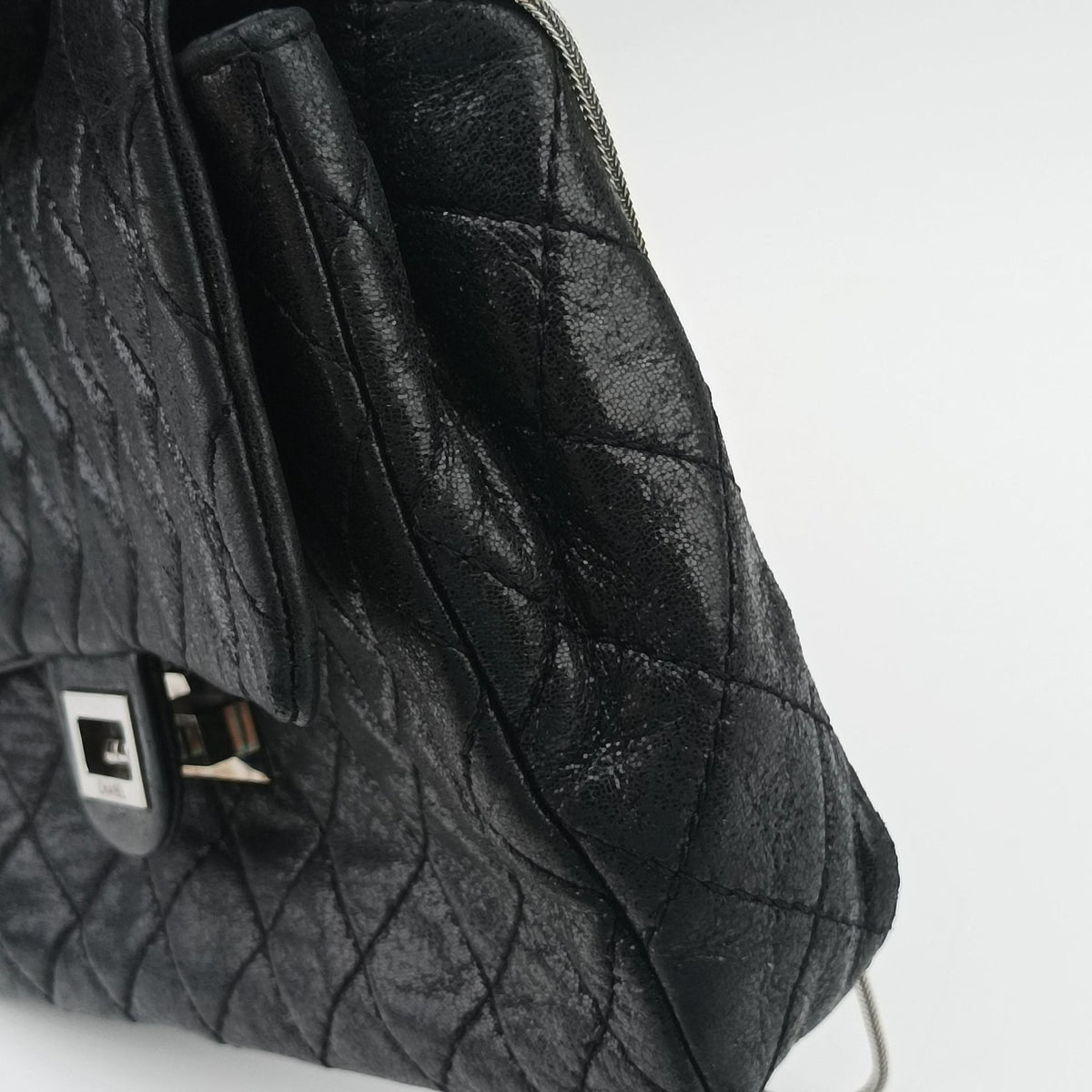 2.55 Classic Flap Black Leather A46213 127436462.55 クラシックフラップ ブラック レザー A46213 12743646