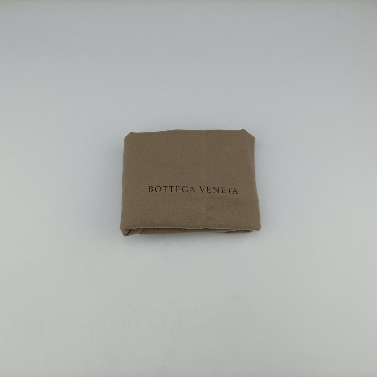 Intrecciato Rose lambskin B053849120イントレチャート ローズ レッド ラムスキン B053849120