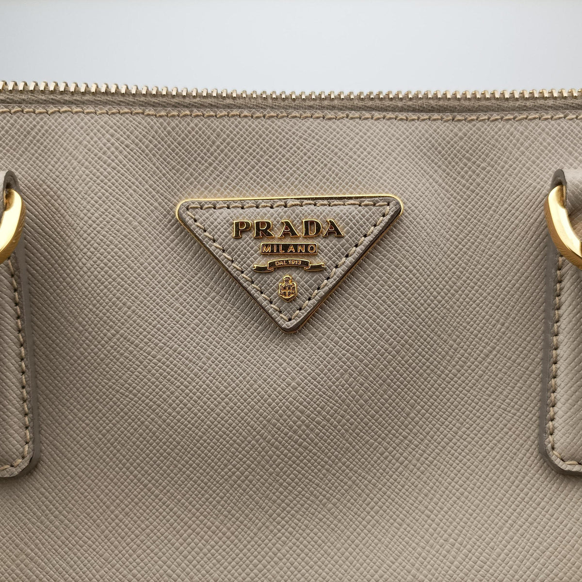 Galleria Beige SAFFIANO Leather BN1801 117ガレリア ベージュ サフィアーノレザー BN1801 117