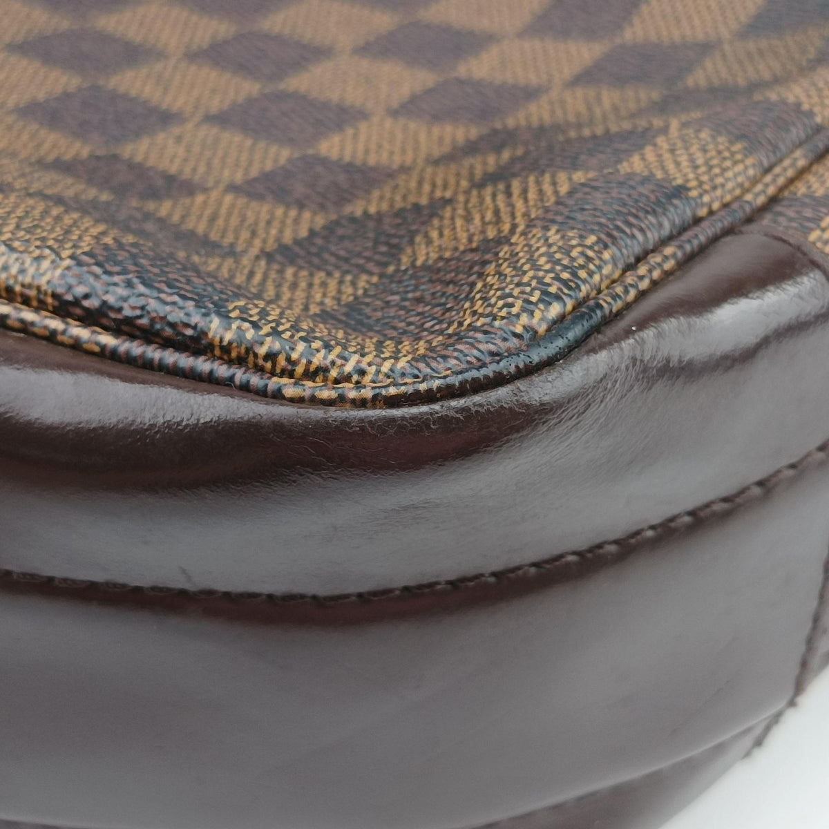 Bastille Messenger EBENE Damier Canvas N45258 CA0190バスティーユ メッセンジャー エベヌ ダミエキャンバス N45258 CA0190