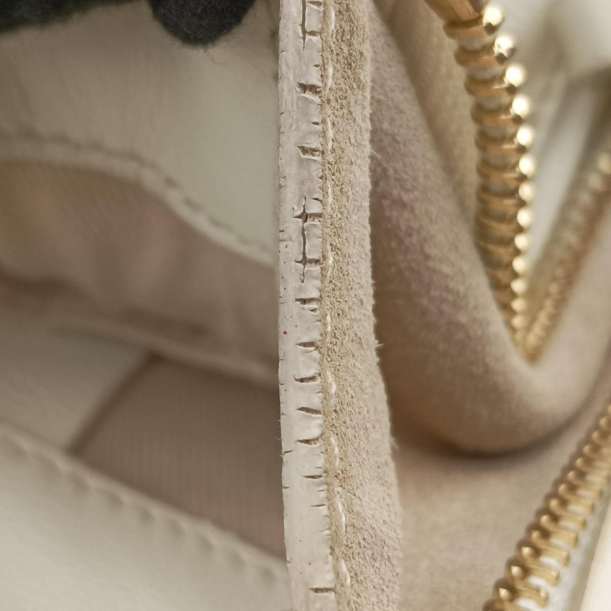 FAYE mini White leather 02185765-5フェイ ミニ ホワイト レザー 02185765-5