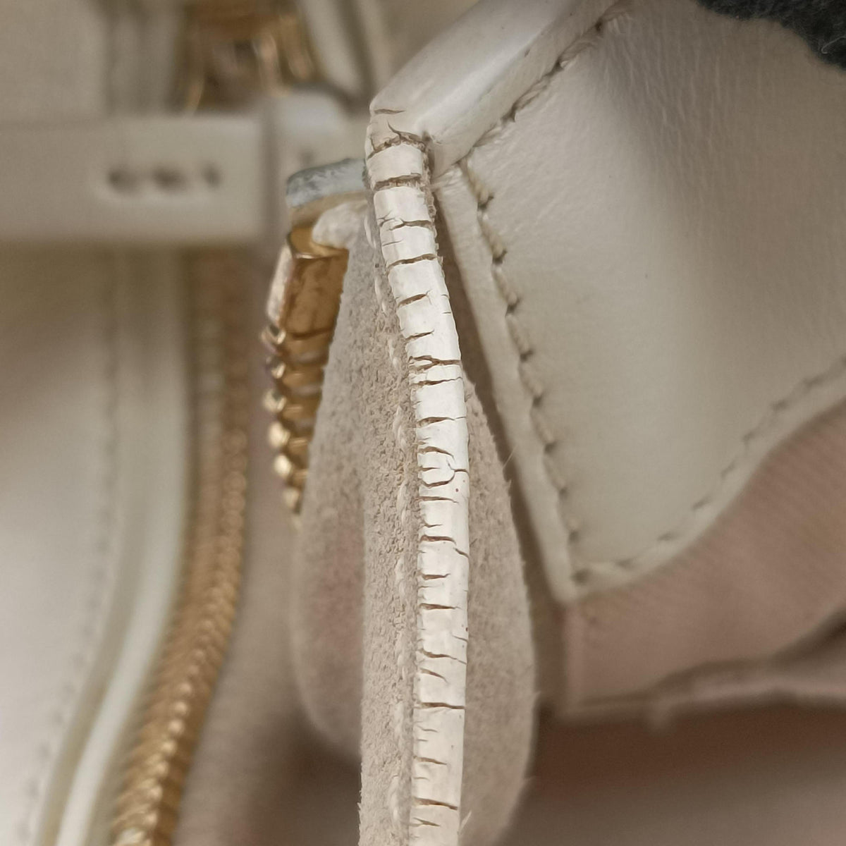 FAYE mini White leather 02185765-5フェイ ミニ ホワイト レザー 02185765-5