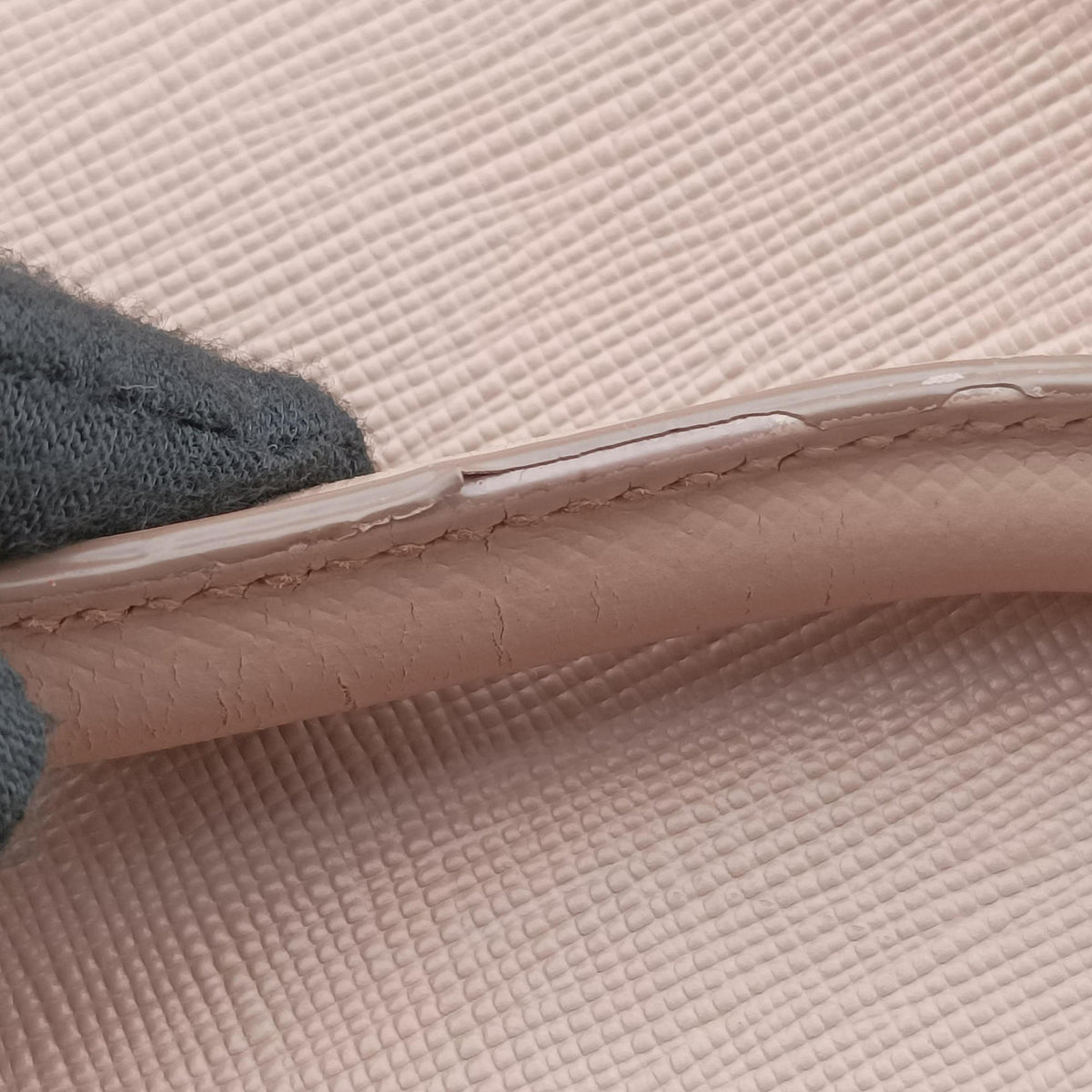 Promenade Pink SAFFIANO patent BL0812 231プロムナード ピンク サフィアーノ パテント BL0812 231