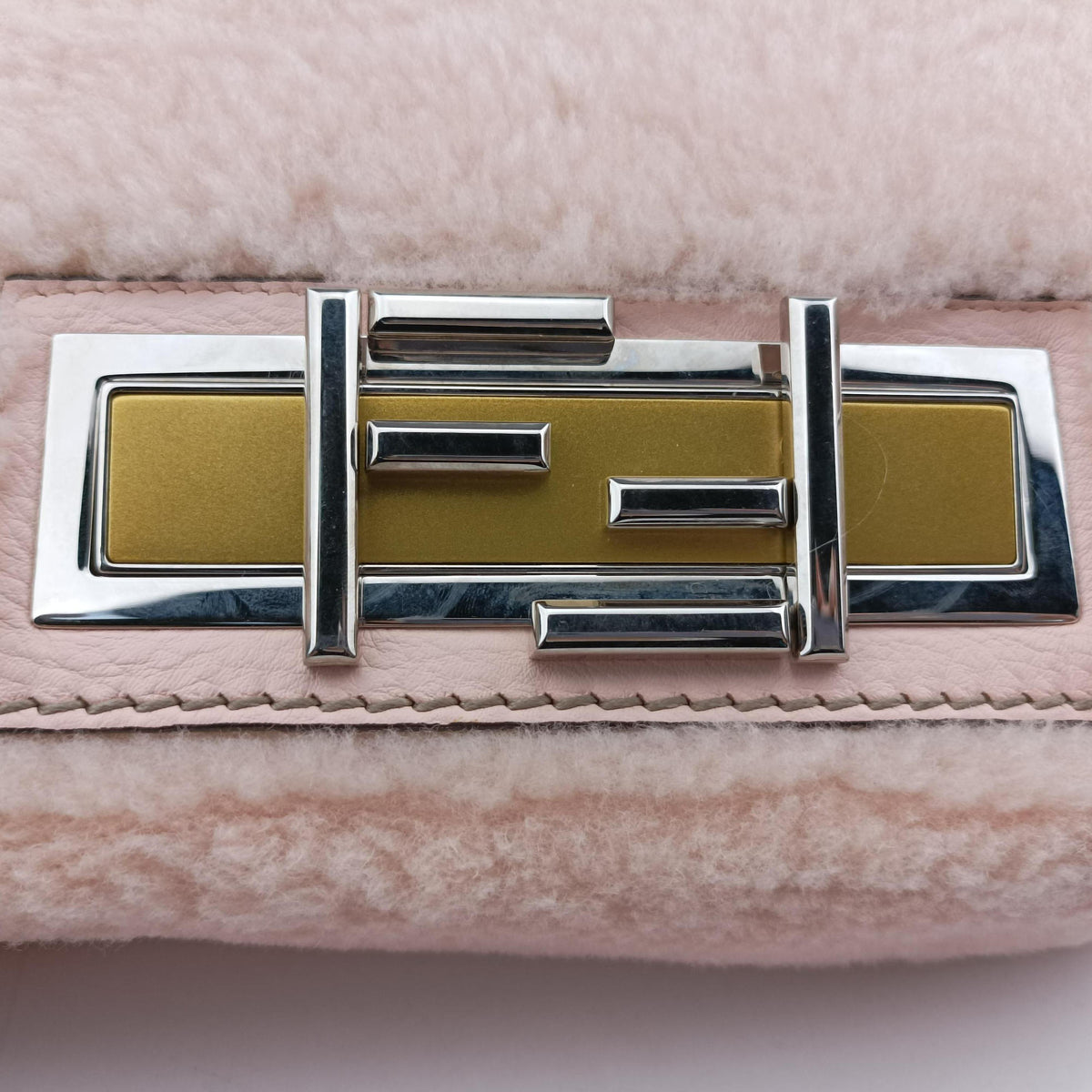 3 BAGUETTE Pink fur 8BR757 8BR757.5C1.159.92903(トレ)バゲット ピンク ファー 8BR757 8BR757.5C1.159.9290