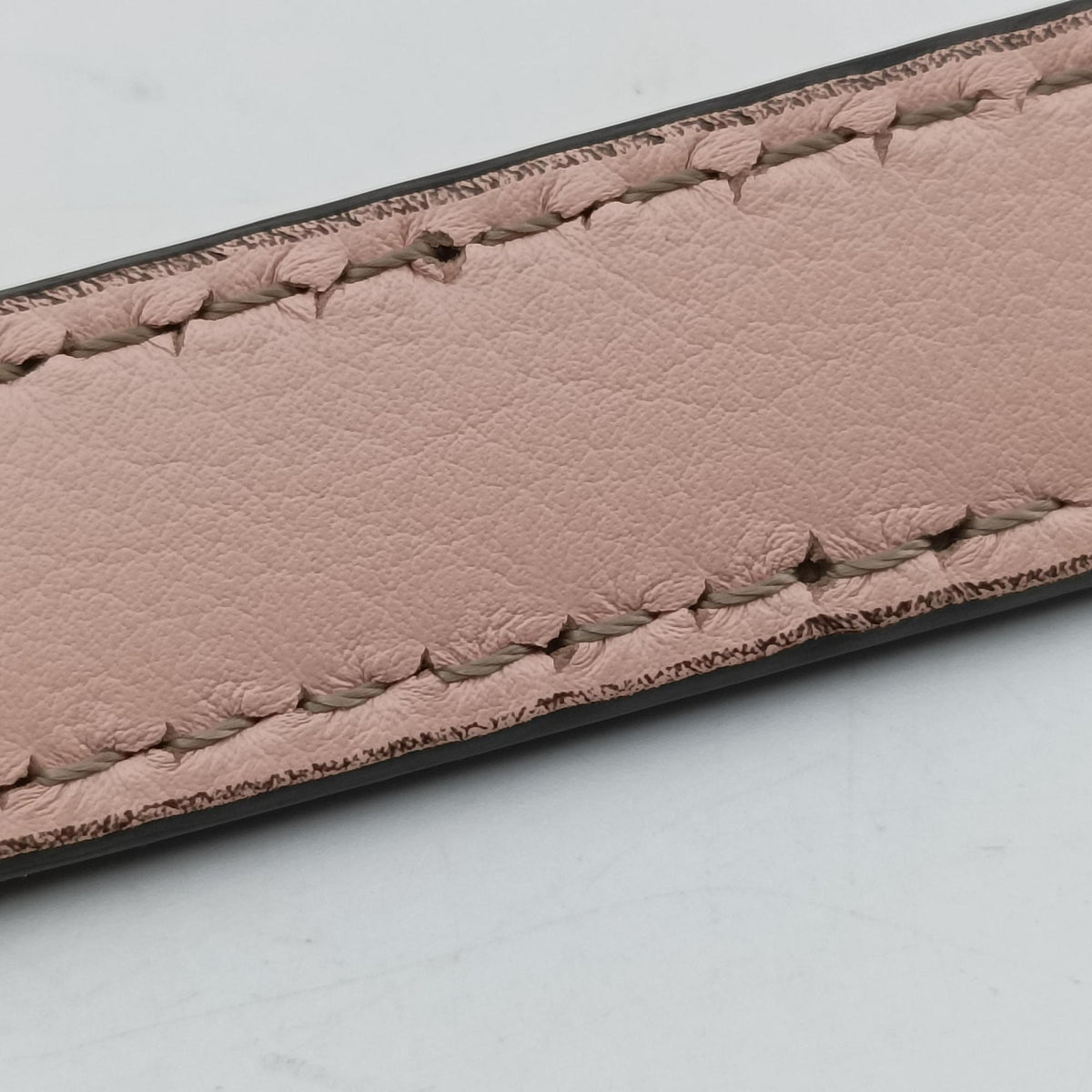 3 BAGUETTE Pink fur 8BR757 8BR757.5C1.159.92903(トレ)バゲット ピンク ファー 8BR757 8BR757.5C1.159.9290
