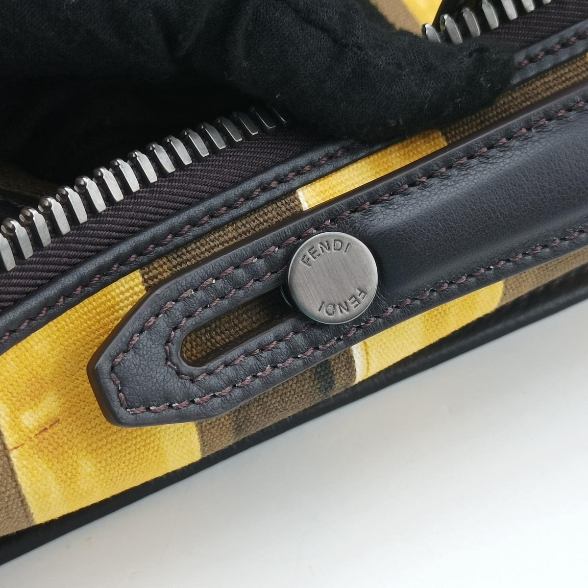 Floral briefcase Multicolour canvas 7VV131 7VV131.OME 178.8465花柄 ブリーフケース マルチカラー キャンバス 7VV131 7VV131.OME 178.8465