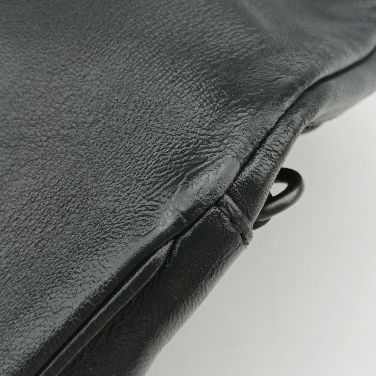 Intrecciato Black × Beige Lambskin B05041076Uイントレチャート ブラック × ベージュ ラムスキン B05041076U