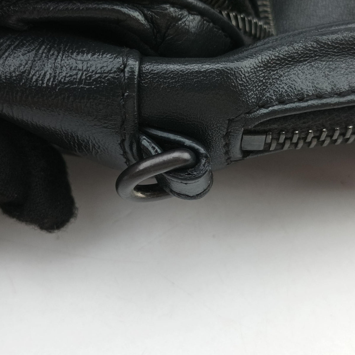 Intrecciato Black × Beige Lambskin B05041076Uイントレチャート ブラック × ベージュ ラムスキン B05041076U
