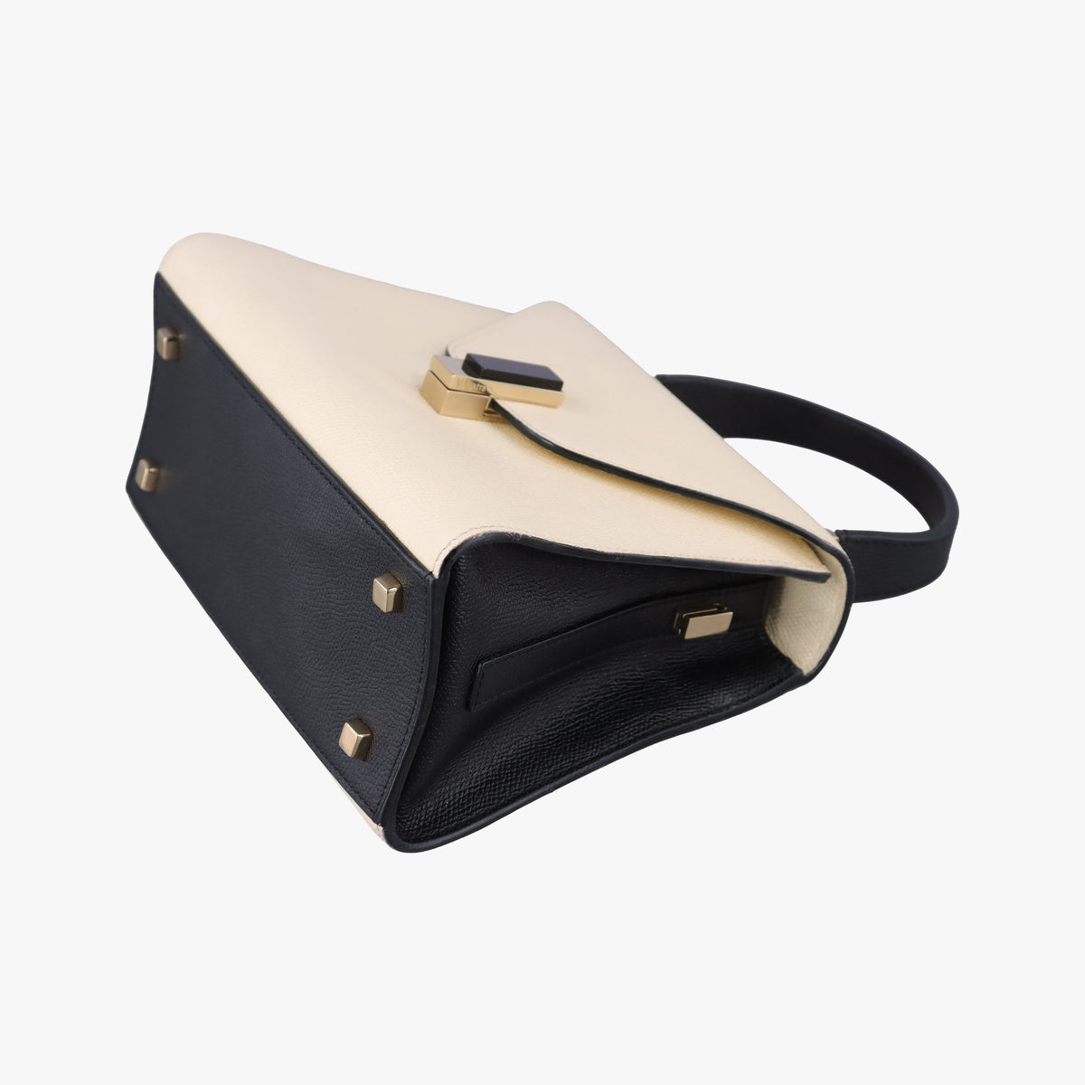 Iside White × Black Calfskin N 489349イジィデ ホワイト × ブラック カーフスキン N 489349