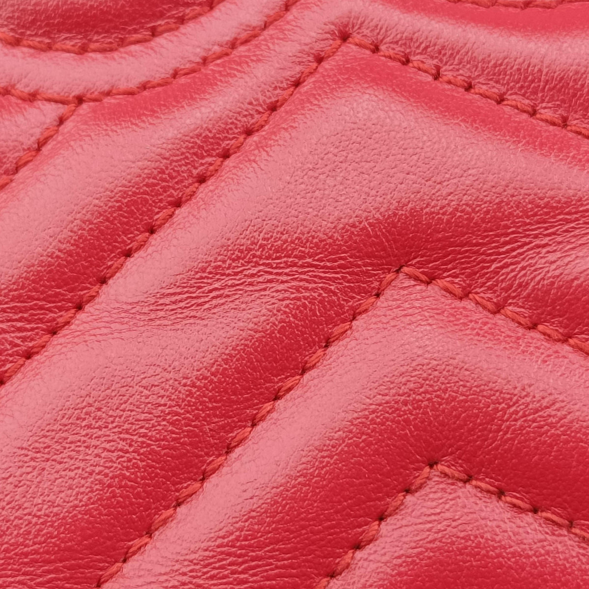 GG Marmont Red Leather 443497 B024424555GGマーモント レッド レザー 443497 B024424555