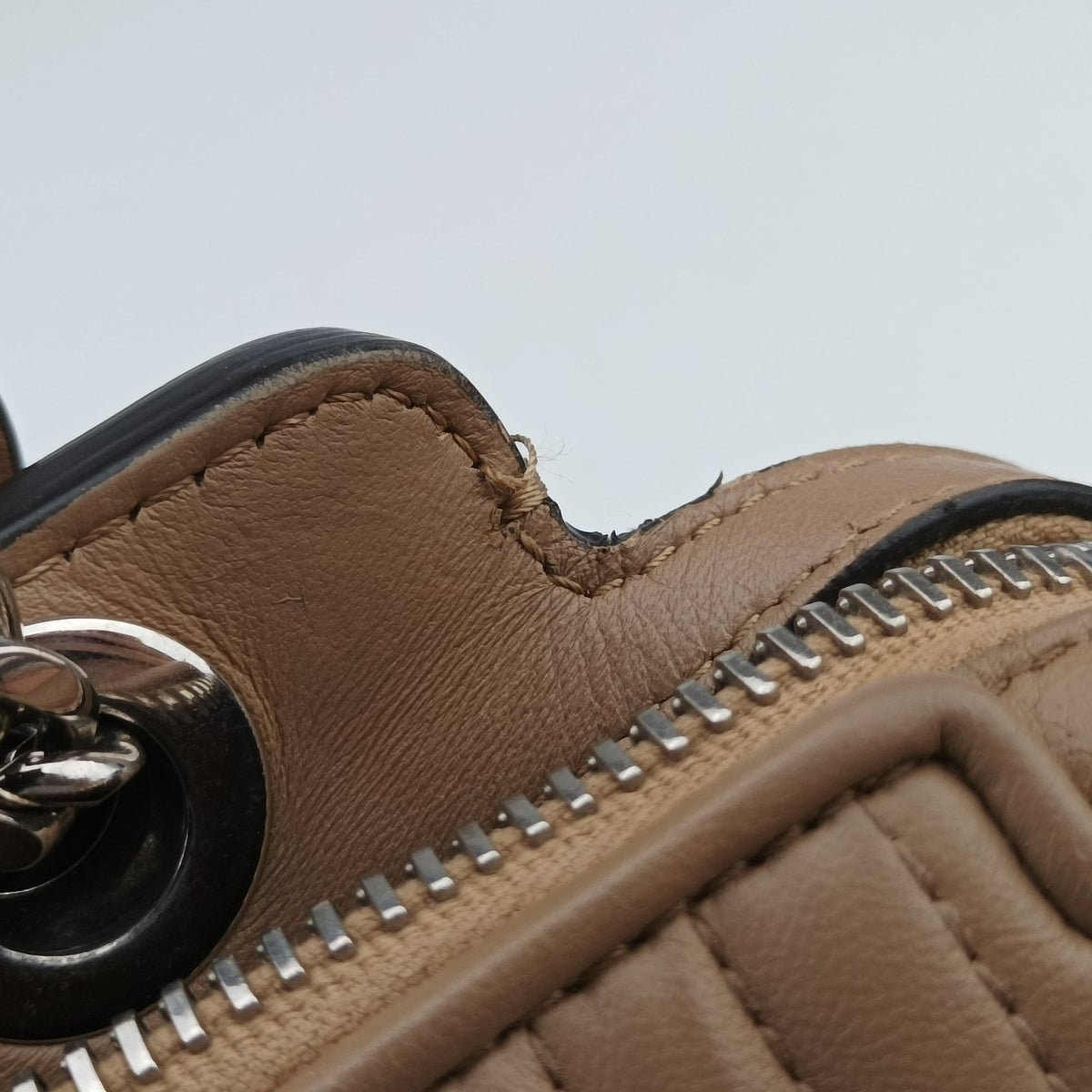 Dotcom Click Small Beige Leather 8BN299 8BN299.U9M.178.8007ドットコム クリック スモール ベージュ レザー 8BN299 8BN299.U9M.178.8007