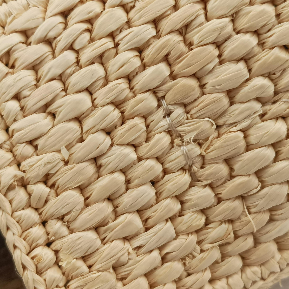 Font Tote Mini Beige Raffia A685V46X01 822416フォント トート ミニ ベージュ ラフィア A685V46X01 822416