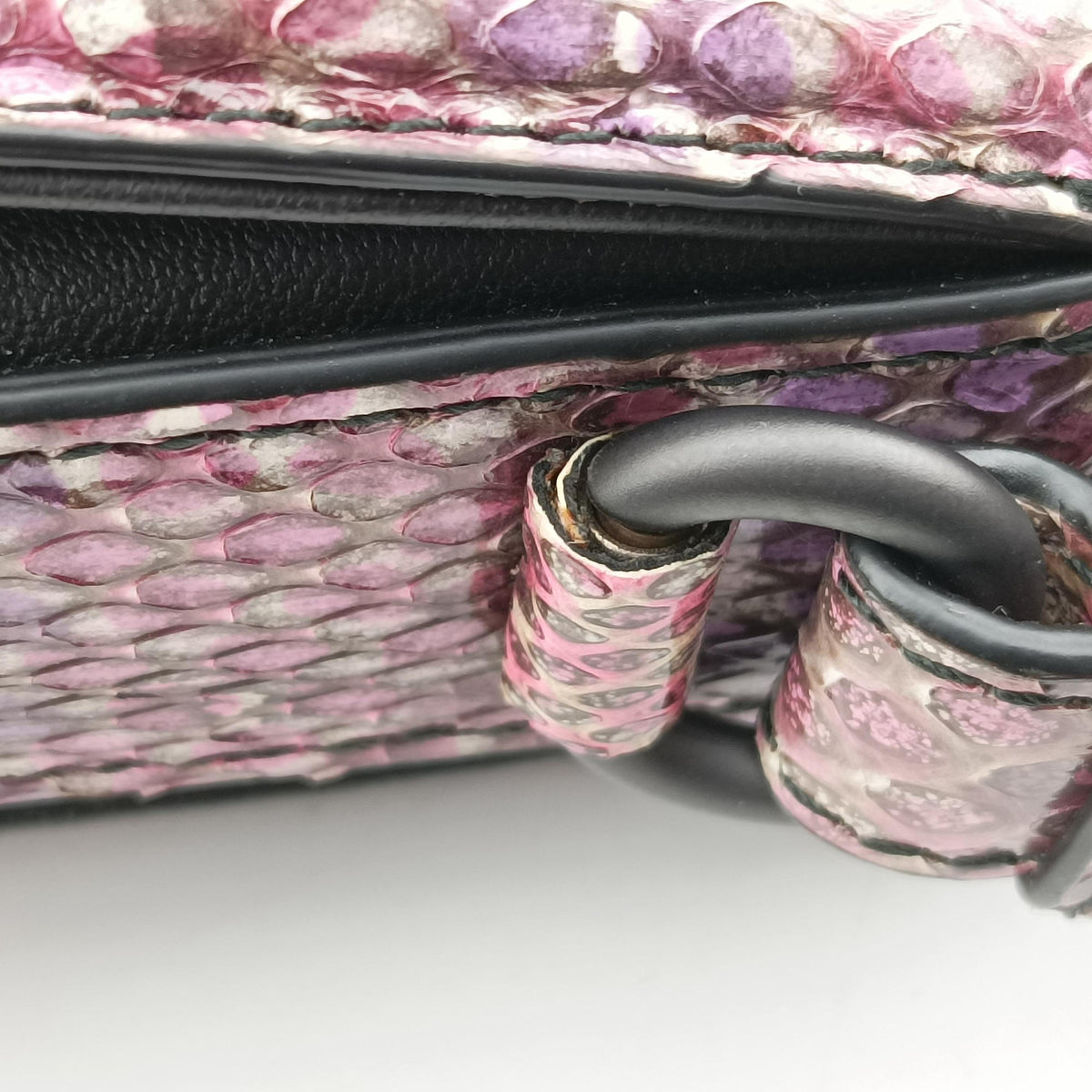 intrecciato Purple Series Leather x Snake skin B05776340D IC Chipイントレチャート パープル系 レザー×パイソン B05776340D ICチップ