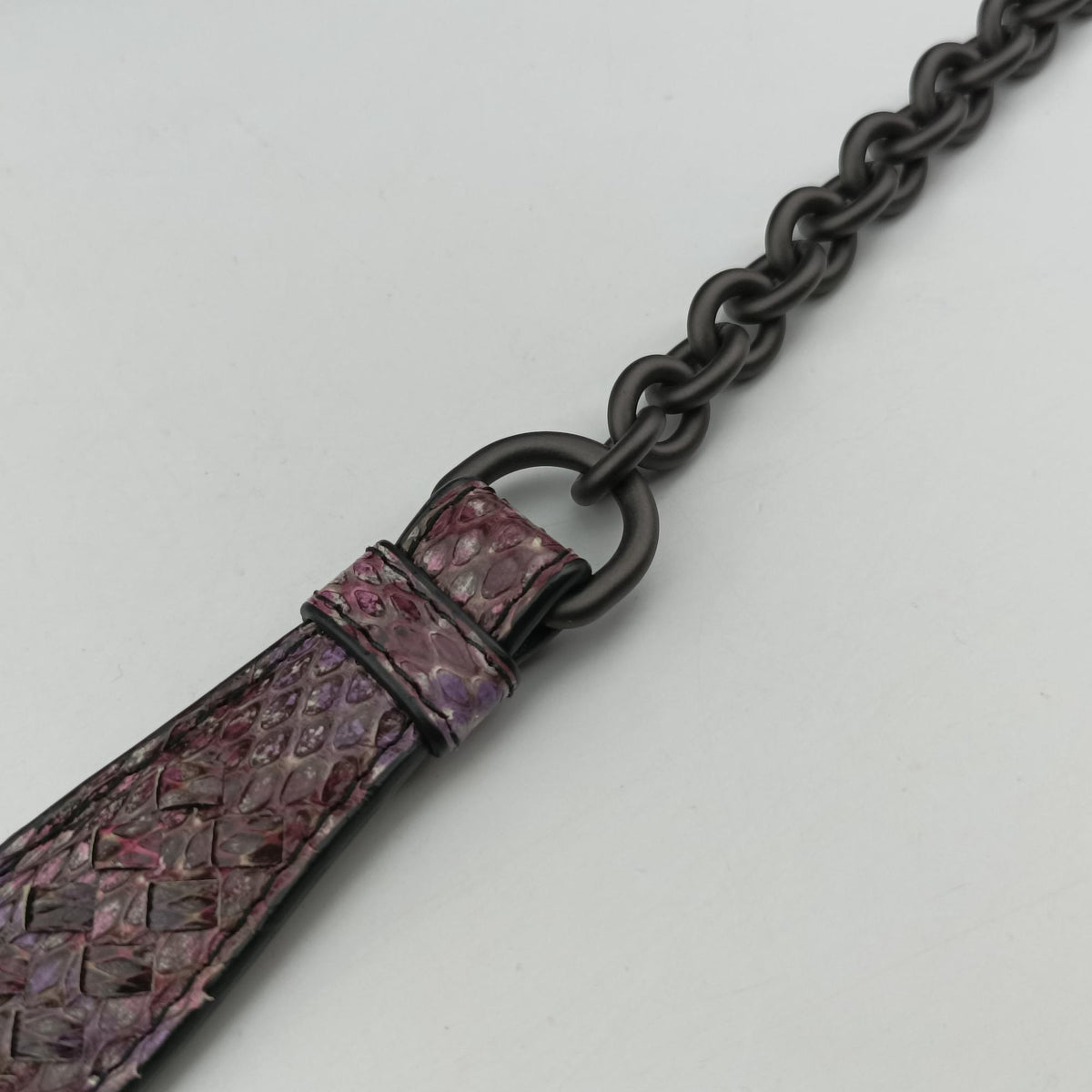 intrecciato Purple Series Leather x Snake skin B05776340D IC Chipイントレチャート パープル系 レザー×パイソン B05776340D ICチップ