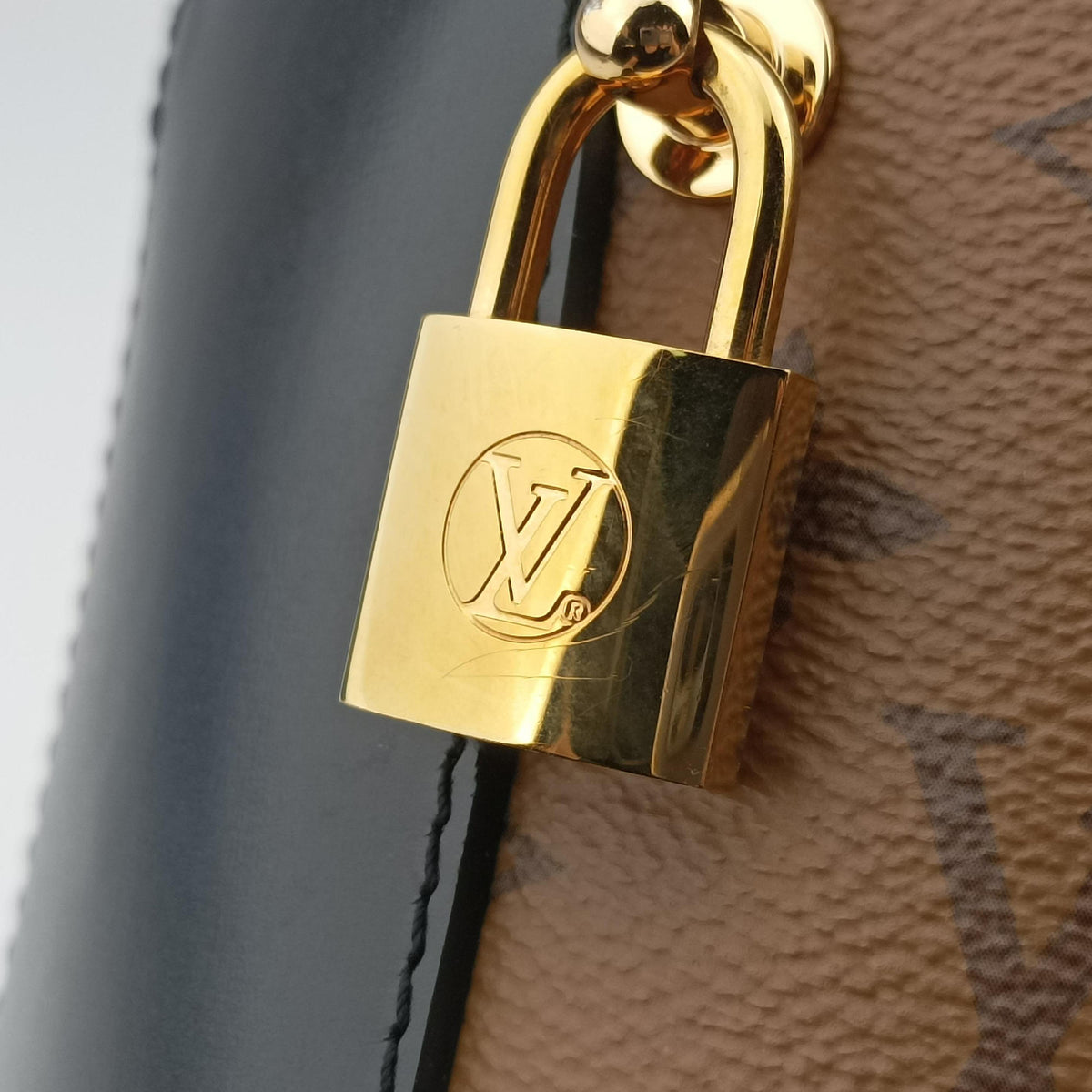 Cannes Brown × Black Monogram Reverse M43986 CA2189カンヌ モノグラム/ブラウン × ブラック モノグラム リバース M43986 CA2189